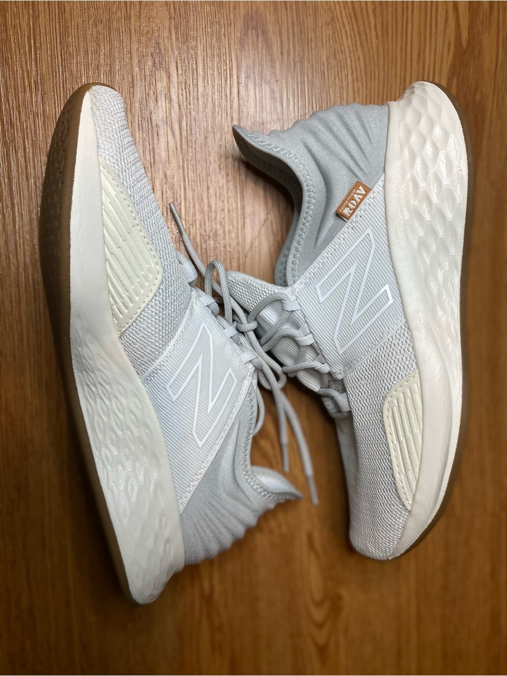New Balance Women's Light Gray Knit Fresh Foam Runner